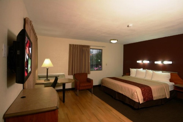 Red Roof Inn San Dimas - Fairplex image 28